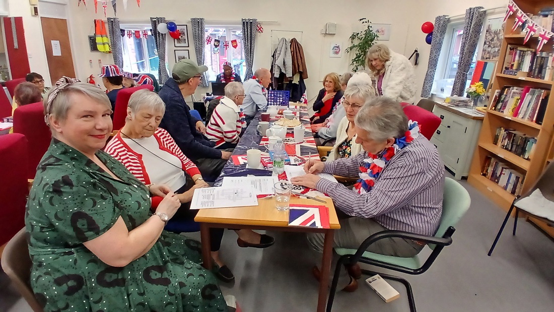 Toni Steel With Neighbours