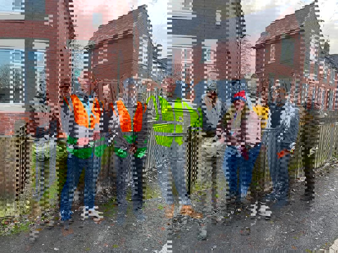 Left To Right (Chris Goode FCHO, Calder Stapleton FCHO, Wayne Hardie Connolly, Samantha Roberts Connolly, Olivia Greenhalgh FCHO, Kelsey Warwick FCHO, Asam Rashid FCHO