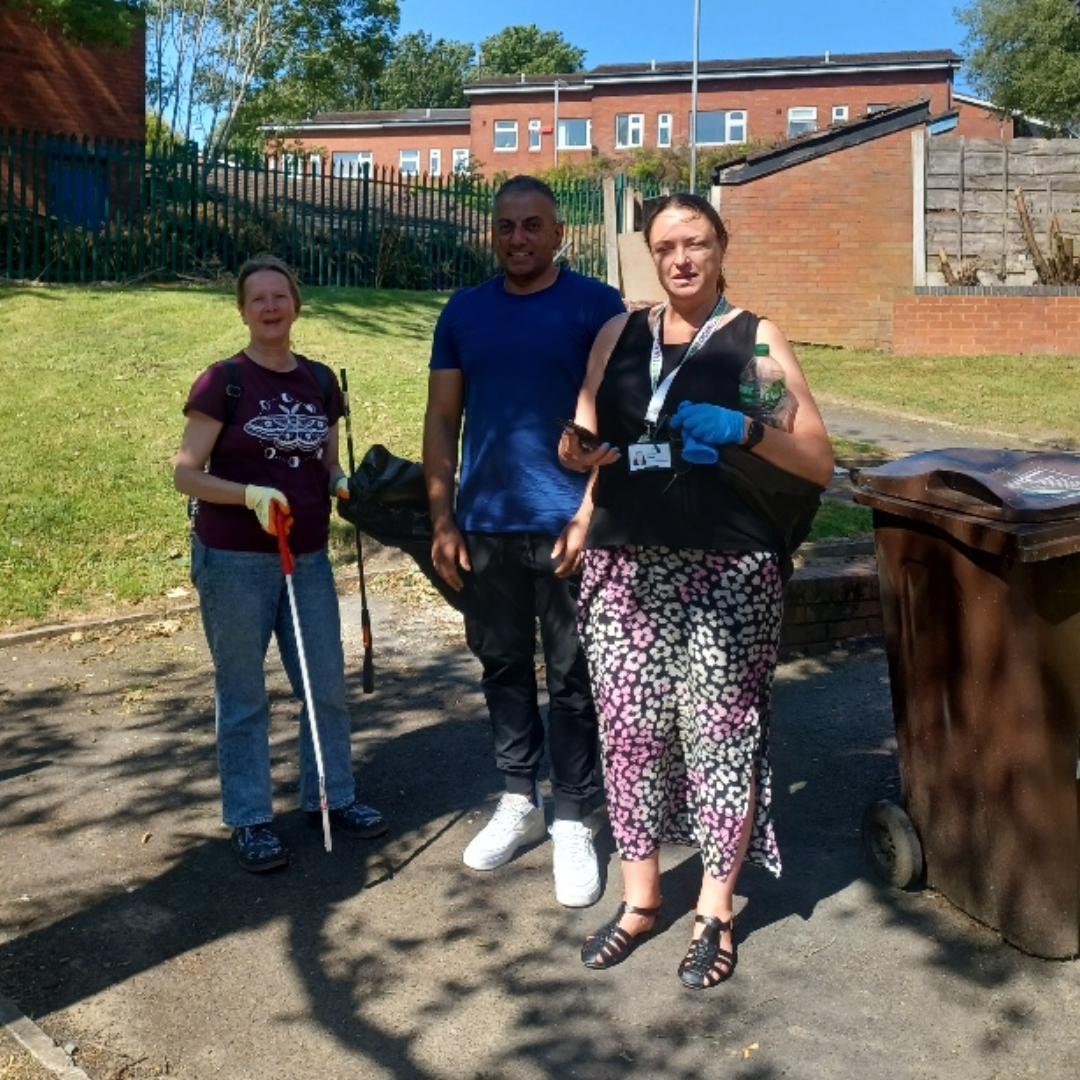 FCHO colleagues at Greenacres community litter pick