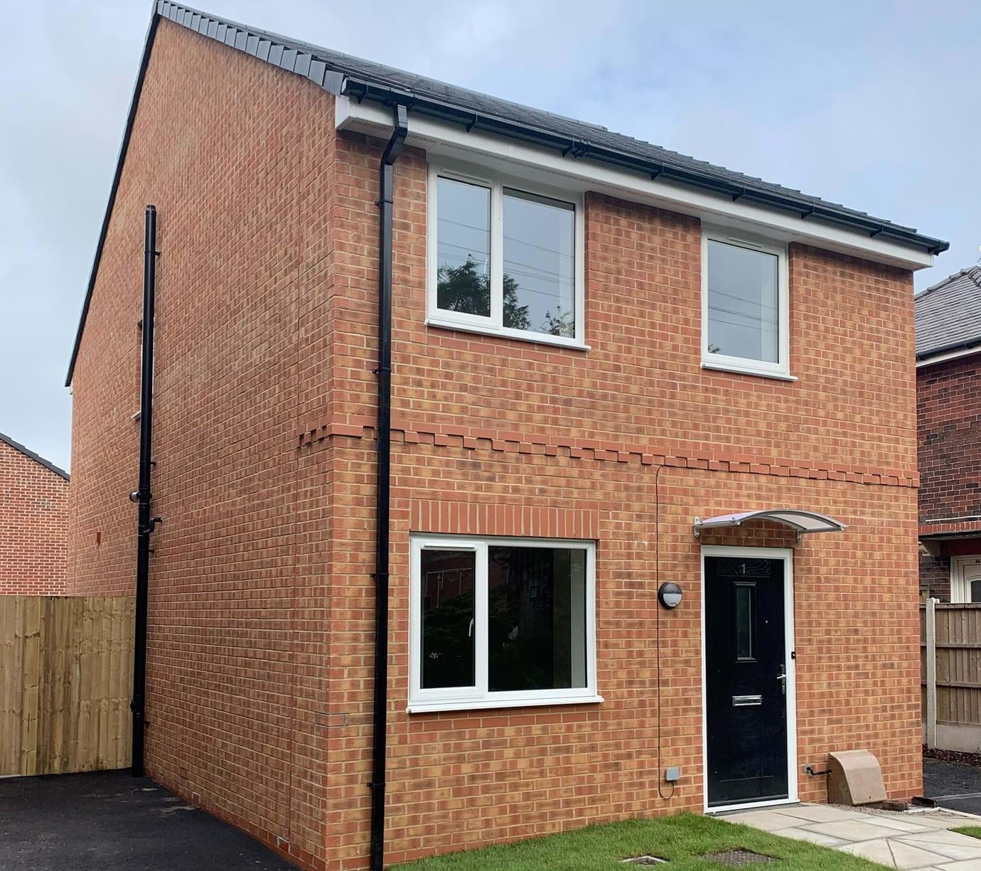 The Royley scheme comprises 15 new properties which are a mixture of three and four bedroom family homes. All are for affordable rent.